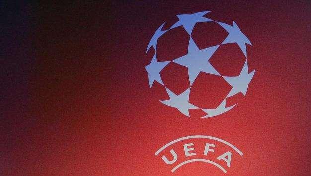 Benfica, tutto facile a Basilea. Vittoria e primato