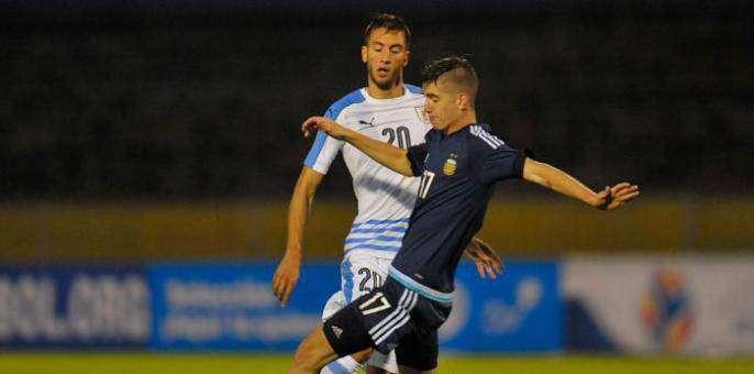 Calciomercato, Juventus:  l'ag. di Bentancur è in Italia 