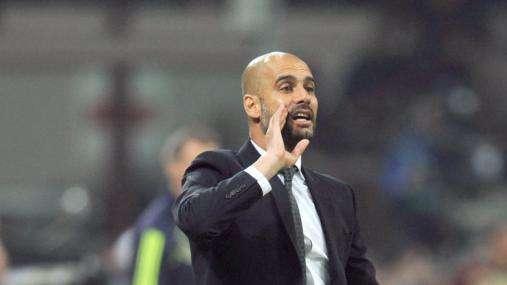 Guardiola: "Abbiamo meritato. Il rigore? Quando tiri la maglia è giusto fischiare"