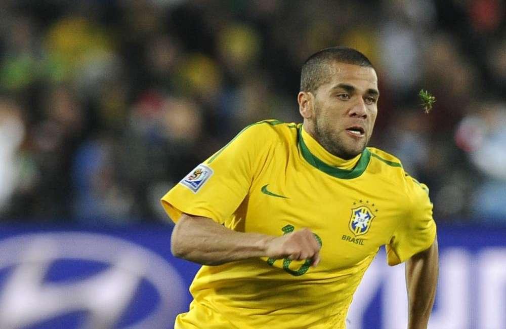 Barcellona, Dani Alves attacca Mourinho