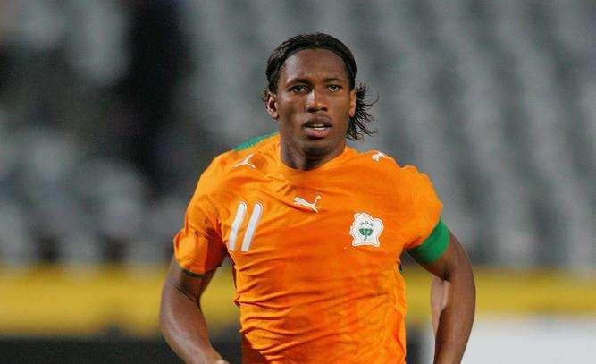 Chelsea, Drogba via se resta Torres