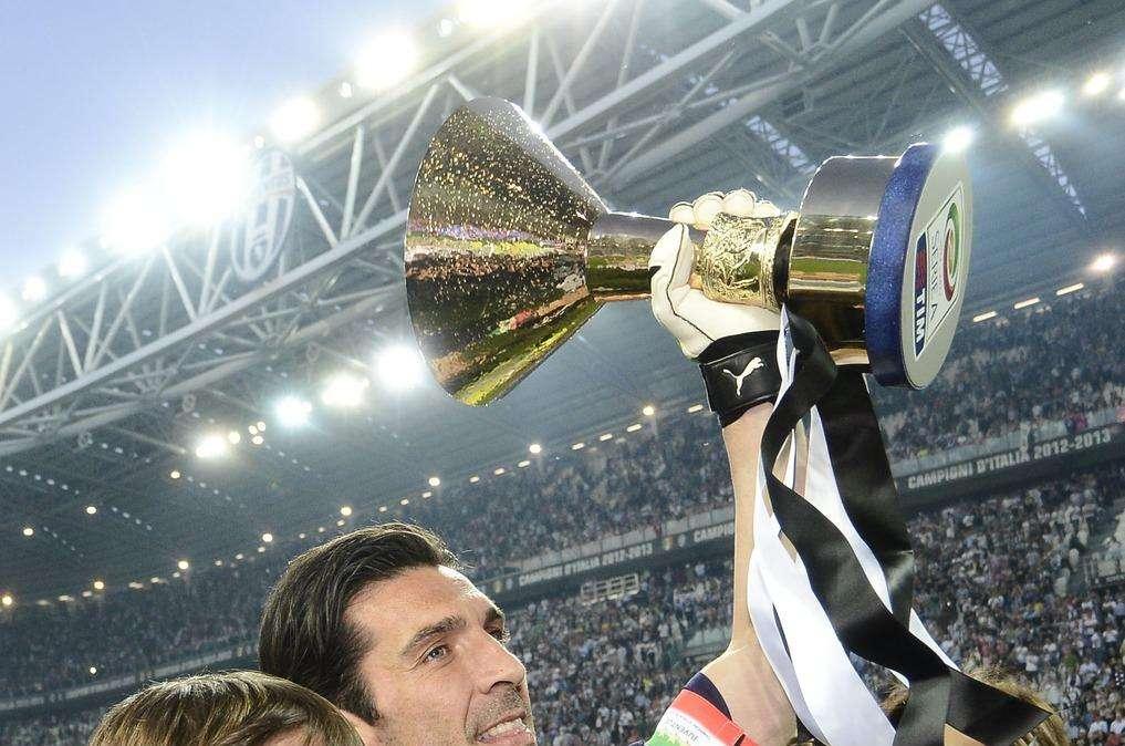 Buffon, lo Shakhtar tenta la missione impossibile