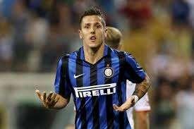 Fiorentina, Tomovic  rivuole Jovetic in viola 