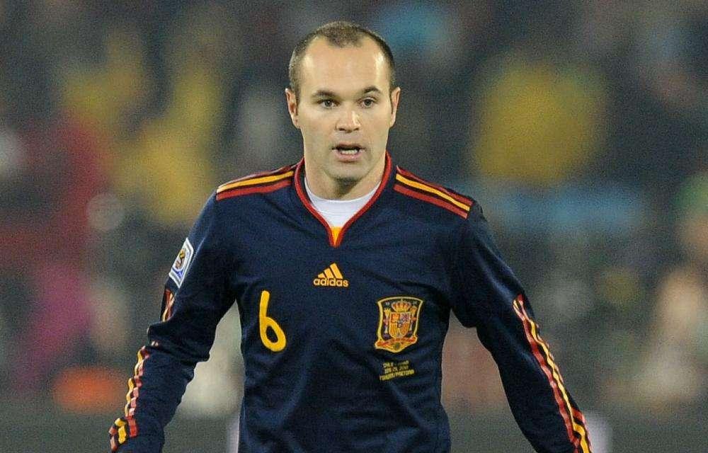 Barcellona, Iniesta: "Non lascerò mai il Barça"