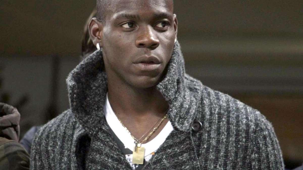 City: Balo cambia look, segna ma è sempre gelo con Mancini