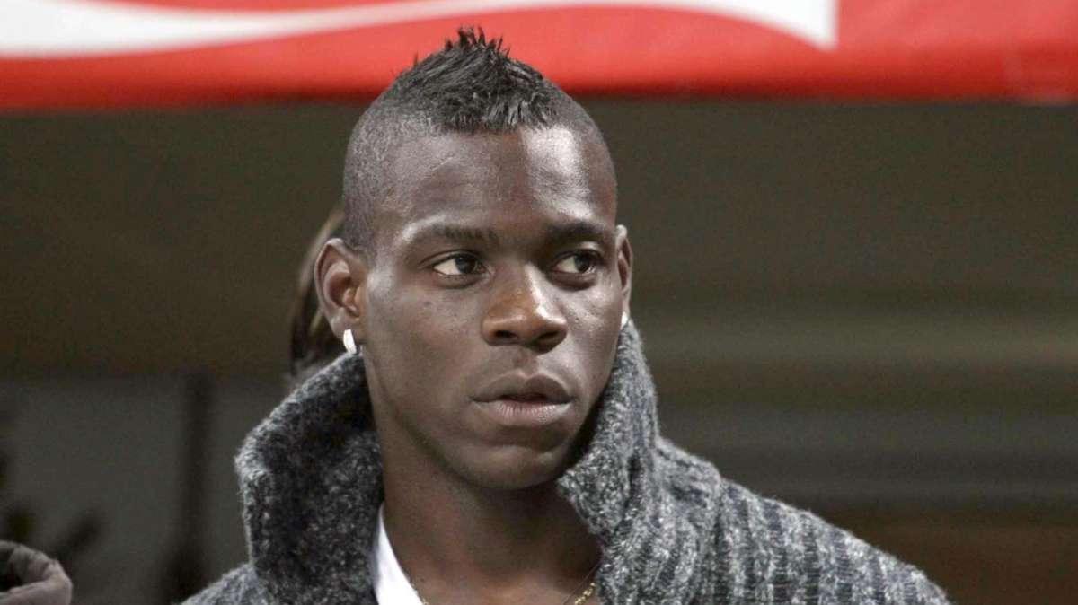 City: dopo il bastone, Mancini da la carota a Balotelli