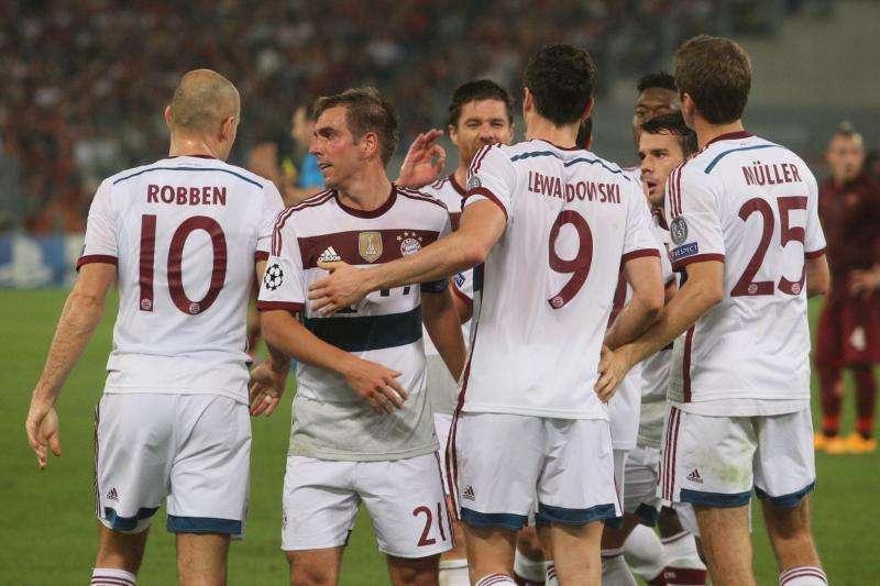 Bayern Monaco, caccia a due difensori di Villareal e Real Madrid 
