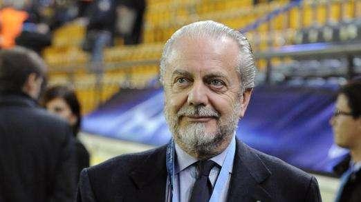 Napoli, De Laurentiis: "Passare il turno? Preferirei una seconda qualificazione"