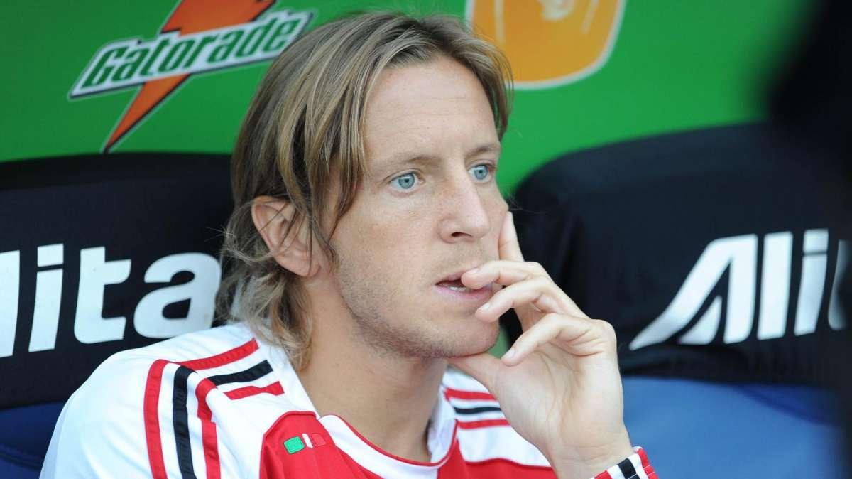 Milan, Ambrosini: "E' stato un peccato. Cassano, torna presto!"