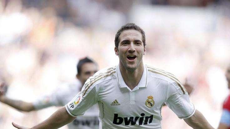 Real, Higuain incontra il PSG