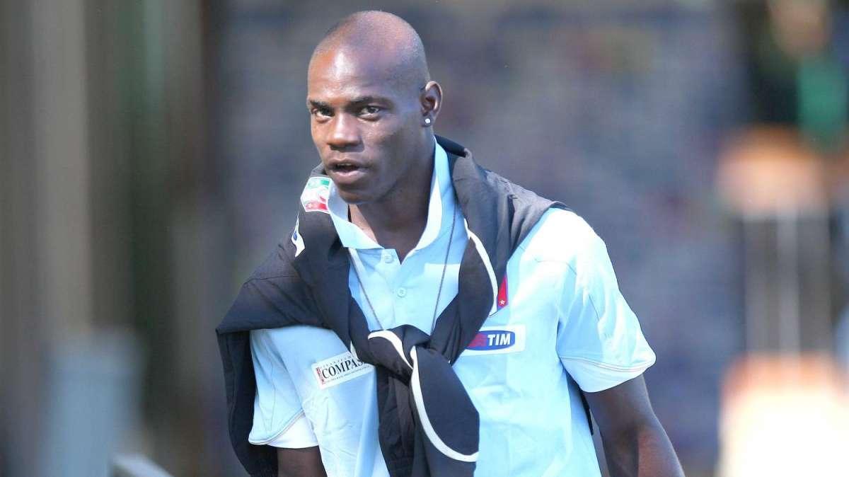 Milan, sognando Balotelli. Raiola: "Tutto è possibile"