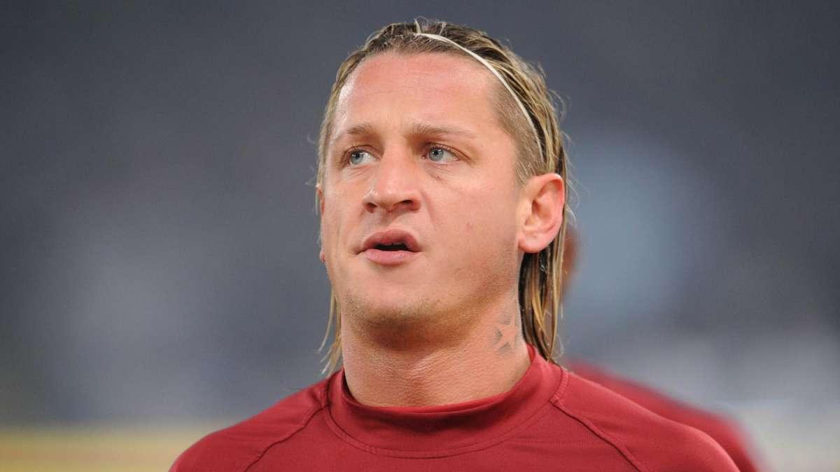 Roma, messaggio da Mexes... per il Milan?