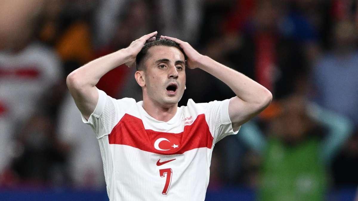 Benfica, Akturkoglu: "Mi scuso con tutta la Turchia per il rigore sbagliato"