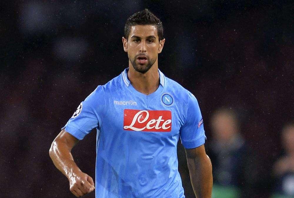 Napoli, problemi alla spalla per Britos. Salta il Marsiglia