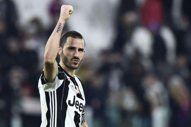 Attenta Juve, il Chelsea prepara un regalo per Conte: Leonardo Bonucci 