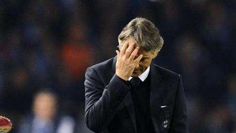 Man. City, Mancini: "Non ne posso più di..."