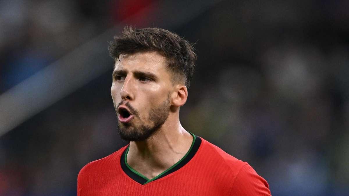 Manchester City, Ruben Dias: “Dubitate di noi, sentitevi liberi di farlo. Quando abbiamo vinto il trebble…”