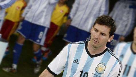 Copa America al Cile: Argentina condannata dagli errori di Biglia e Messi, che lascia la nazionale