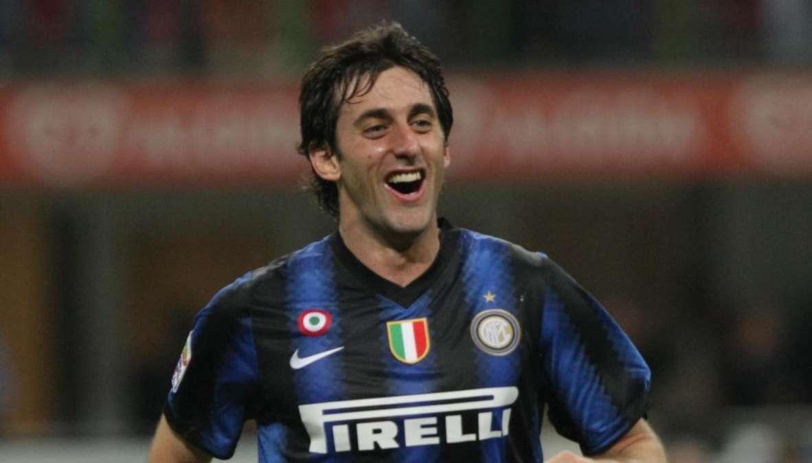 Inter, Milito: "Fuori dalla lista per il Pallone d'Oro, ma mi consolo con i tifosi"