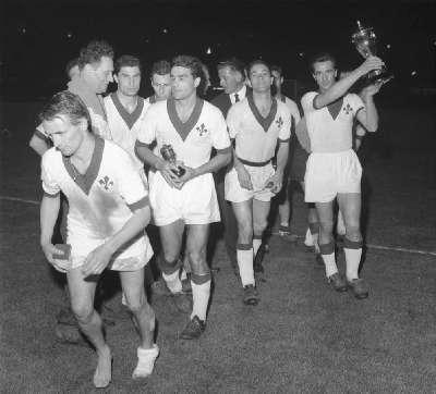 Coppa delle Coppe 1960-1961: "I leoni di Ibrox" con la maglia viola