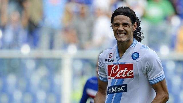 Napoli, Cavani diventa un mistero