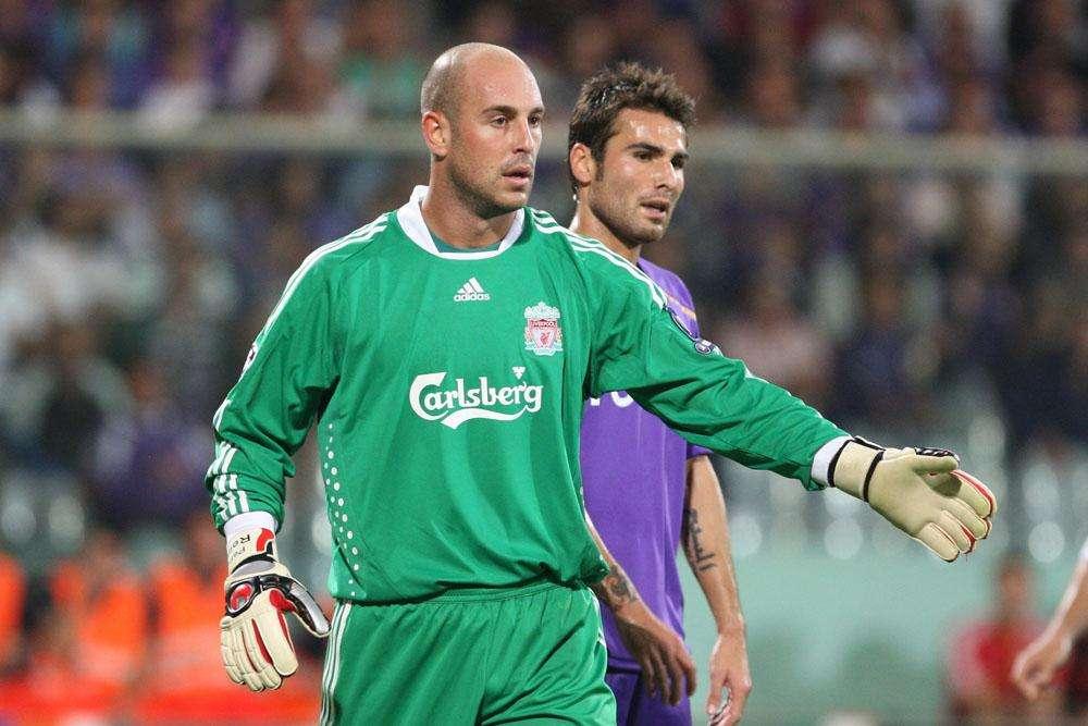 Manchester United, Reina per il dopo-Van Der Sar?
