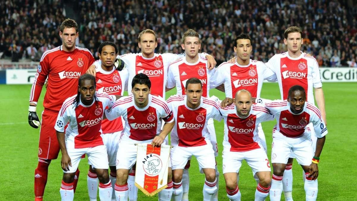 L'Ajax punta due stelle svizzere