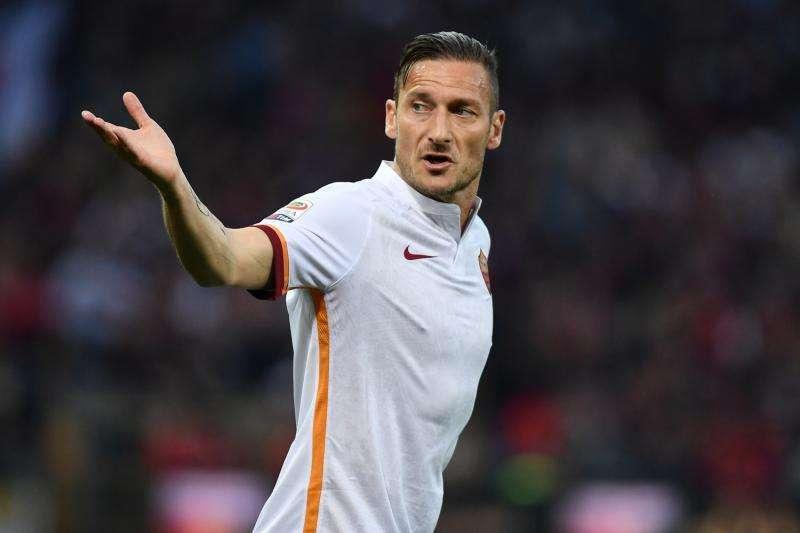 Rinnovo Totti: C'è ancora tanto da discutere