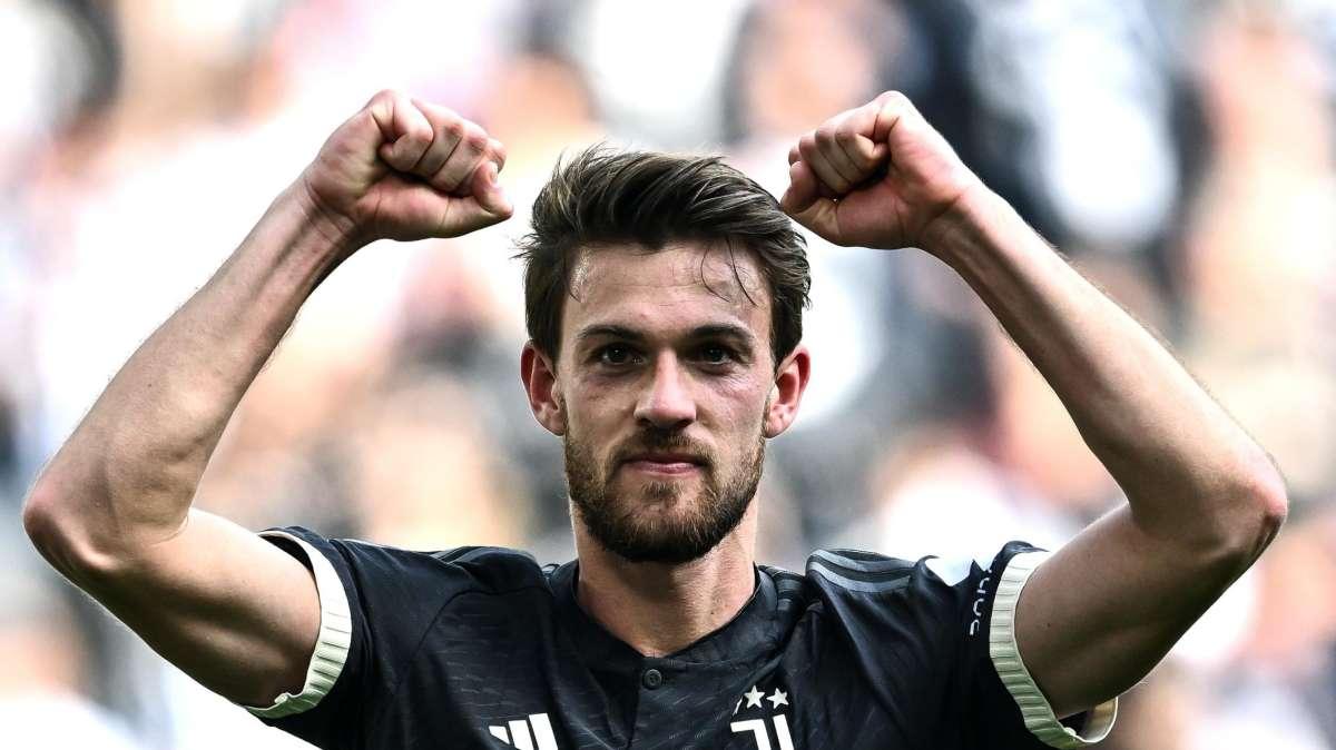 UFFICIALE - Ajax, Rugani arriva in prestito dalla Juventus fino a fine stagione