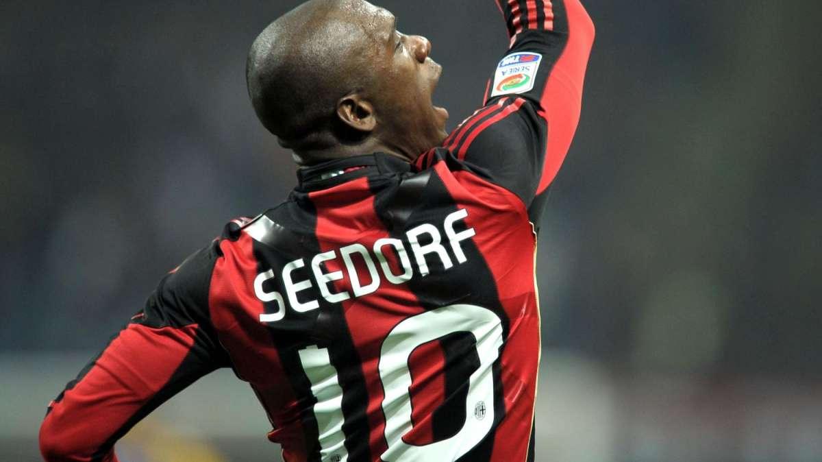 Milan, Seedorf: "Ho delle offerte, vorrei giocare di più"