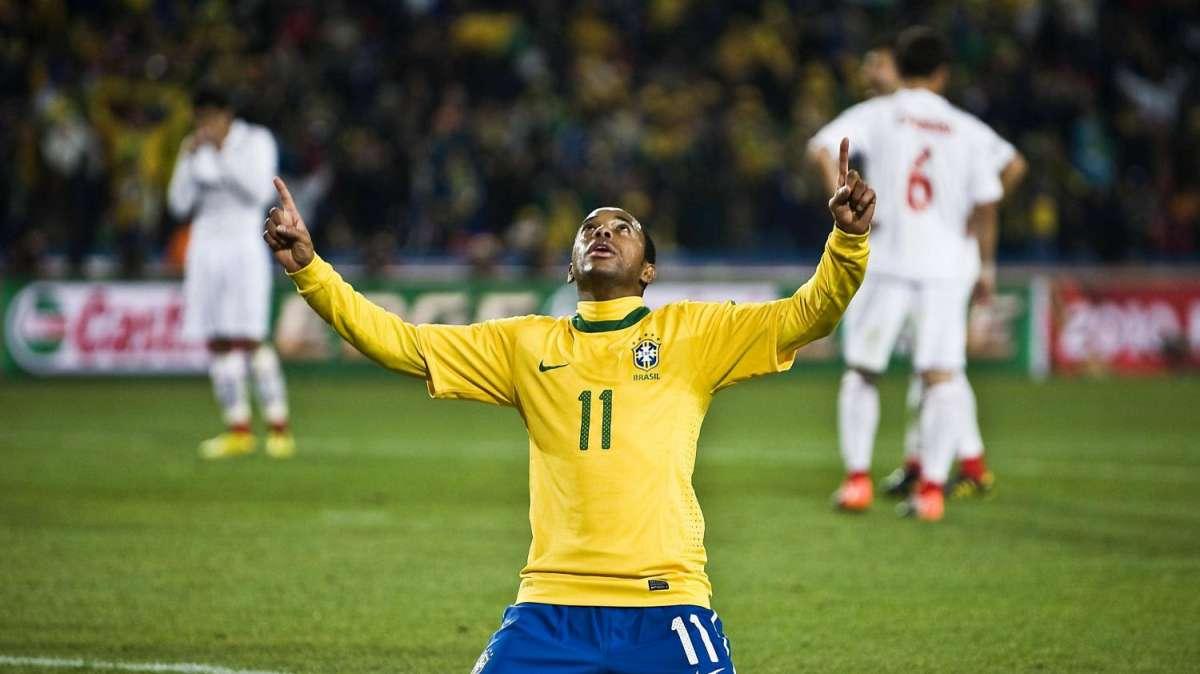 Milan, l'euforia di Robinho: "Squadra con una storia pazzesca"