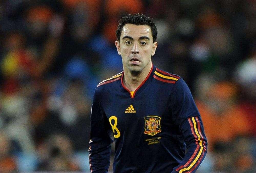 Barcellona, tegola Xavi