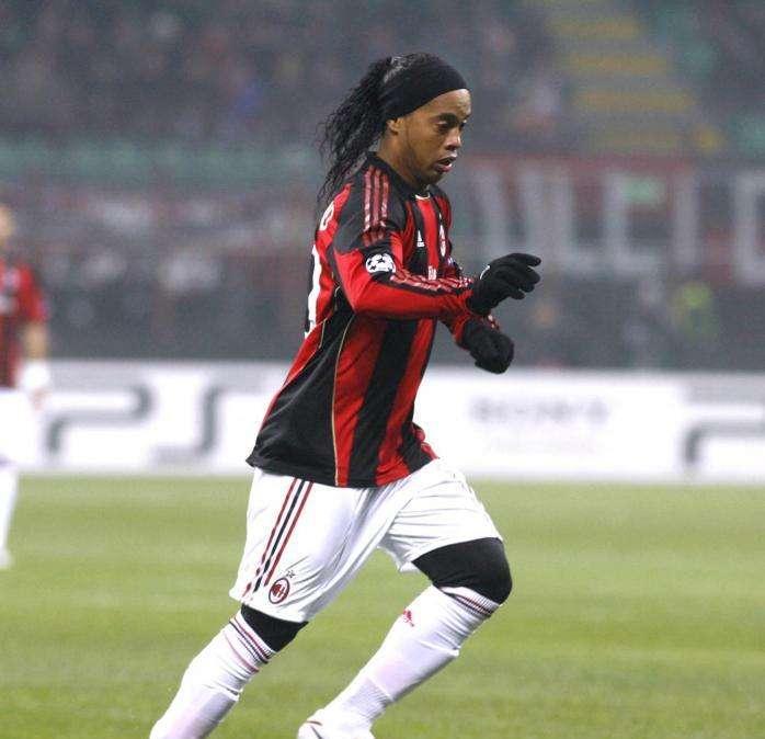 Parla l'agente di Ronaldinho: "Ho ricevuto offerte dalla Premier League"