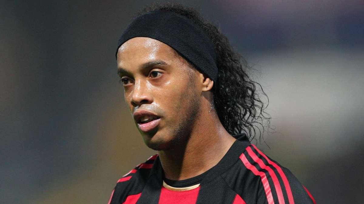 Milan, Ronaldinho: "A gennaio non mi muovo"