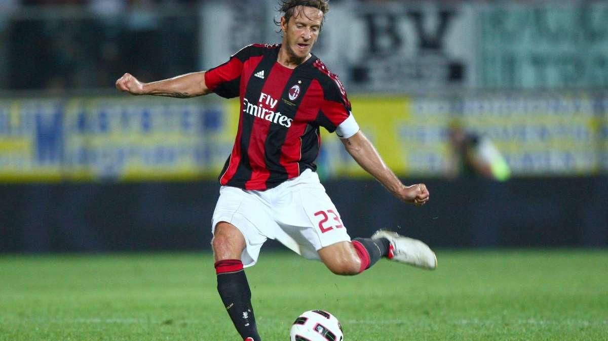 Milan, Allegri sorride: anche Ambrosini in gruppo