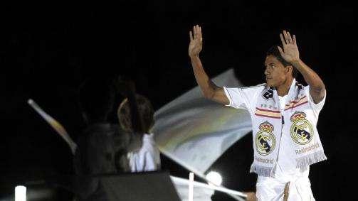 Real Madrid, Varane: "Puntiamo a vincere la Champions"