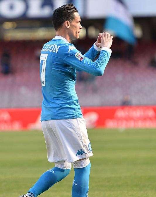 Calciomercato Napoli, due azzurri nel mirino del Valencia