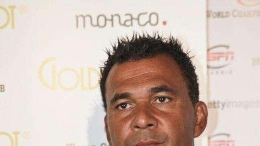 Gullit punge Abramovich: "Spera di perdere la finale, così può..."