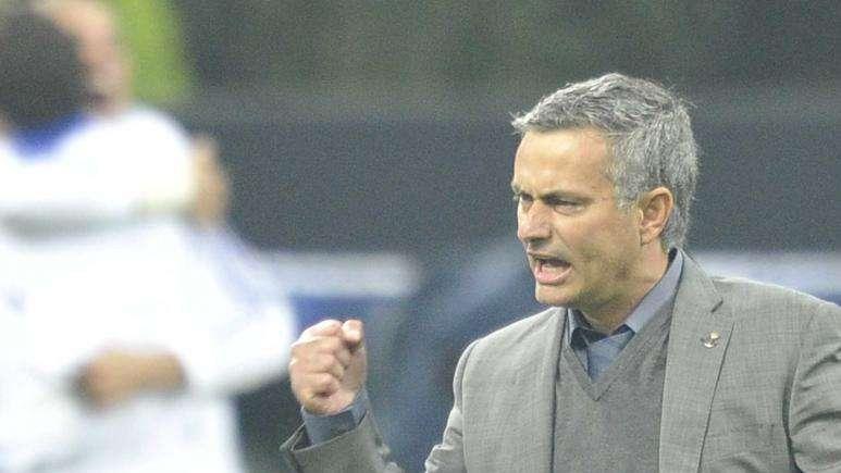 Real Madrid, Mourinho elogia il fortino Bernabeu