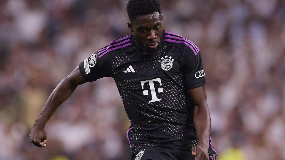 Ag. Davies: "Nessun accordo con il Real, ha tante opzioni, anche quella di restare al Bayern"