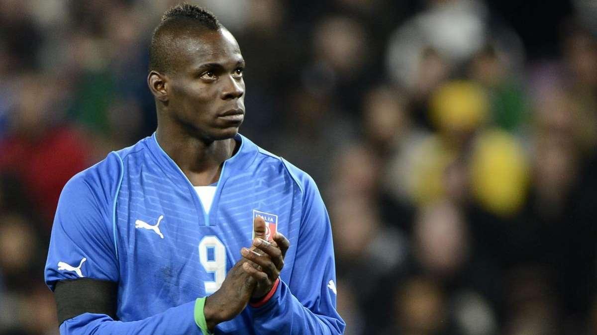Milan, Balotelli attacca la Fico: "Non è mica un reality..."