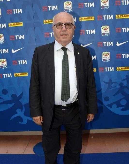 Tavecchio spinge per le riforme necessarie al calcio e lancia stoccate