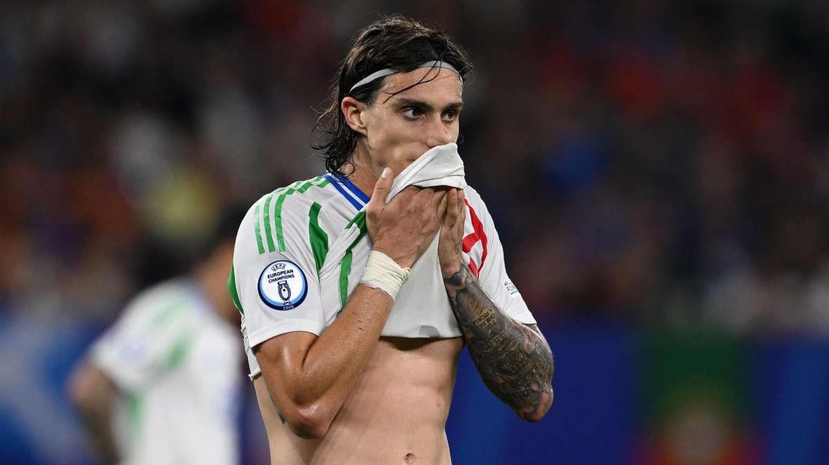 Arsenal, Calafiori lascia il ritiro della Nazionale a causa di una contusione al polpaccio 