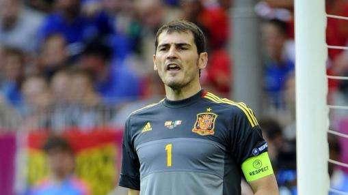 Real Madrid, problemi per Diego Lopez: Casillas titolare?