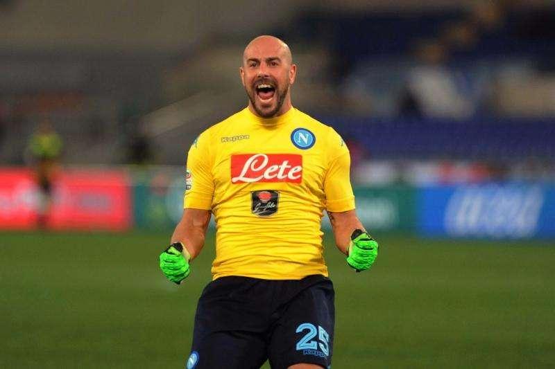 Reina, ancora Napoli! Albiol? Forse rinnova... 
