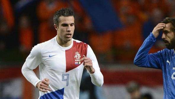 Ferguson: "Van Persie mai vicino al City"
