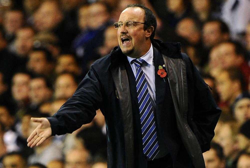 Inter, Benitez: "Dobbiamo gestire l'emergenza centrocampo"