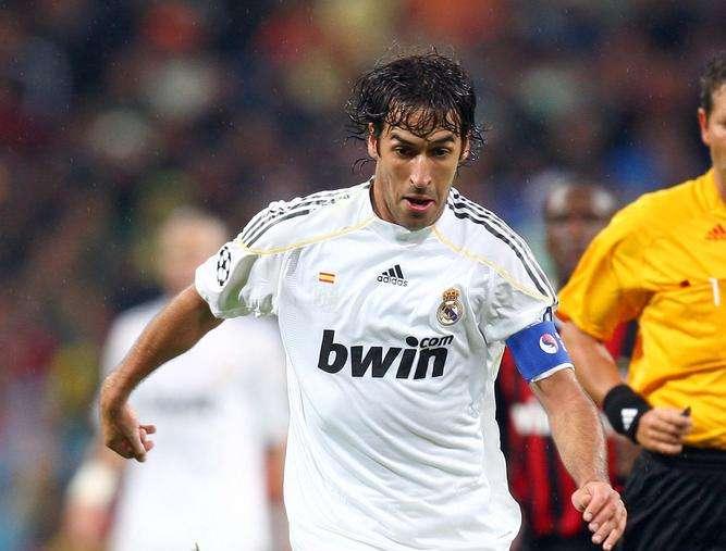 Schalke 04, Raul: "Il record europeo mi rende orgoglioso"