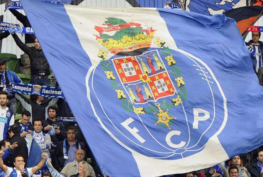 Benfica, il Porto su Salvio