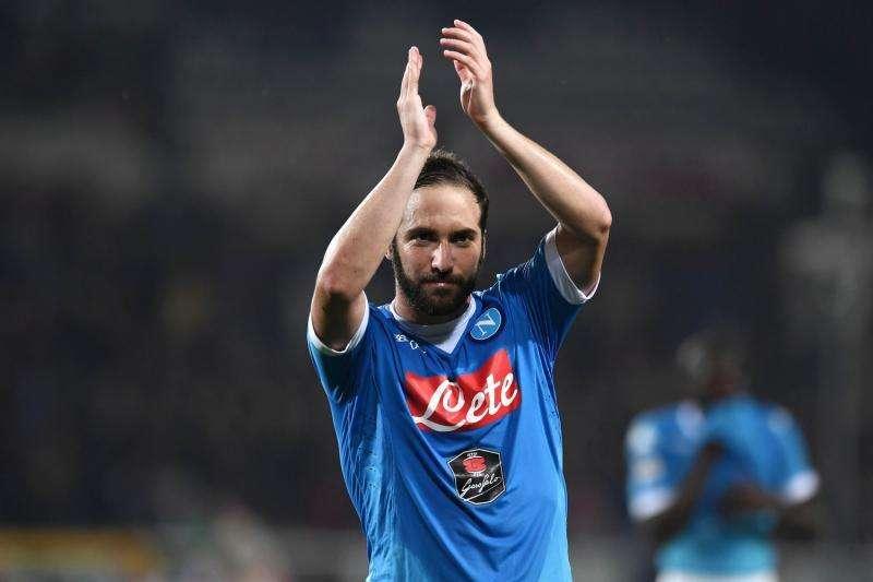 Calciomercato Napoli: nessuna contropartita per Higuain